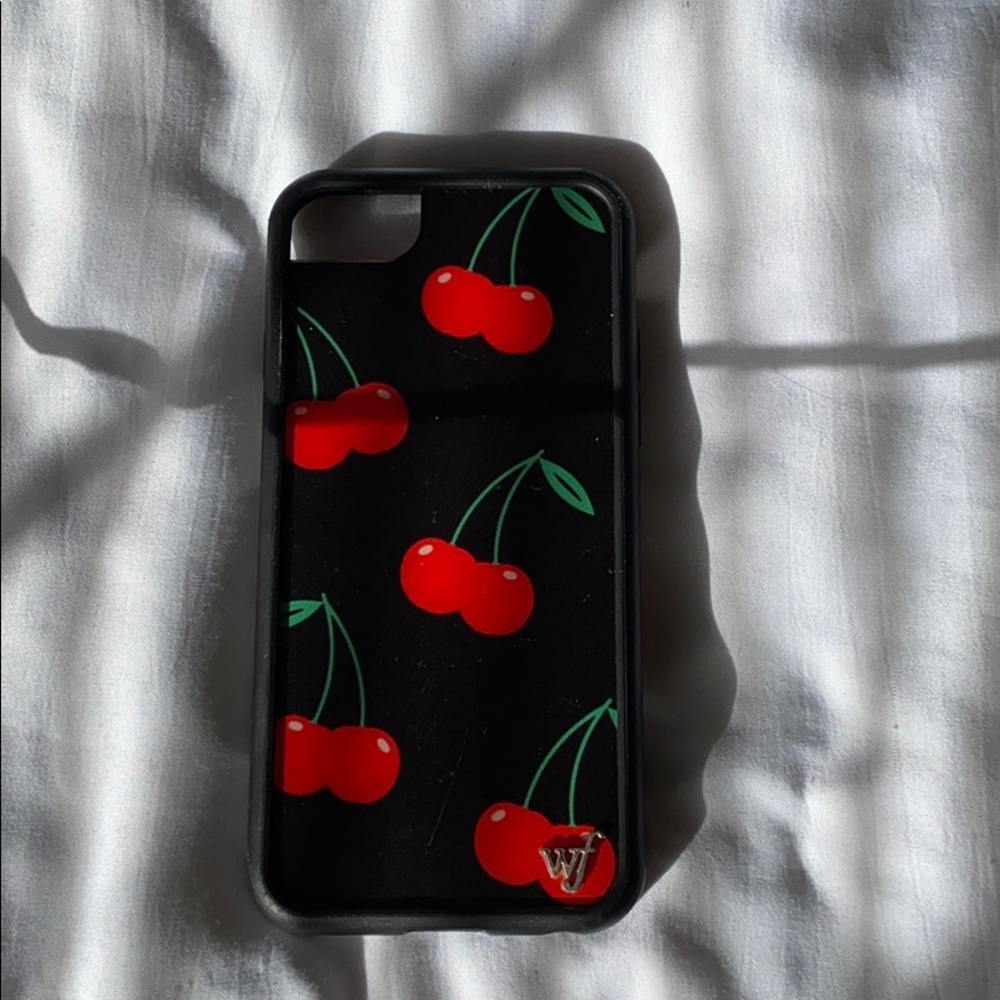 cherry wildflower iphone 8 case